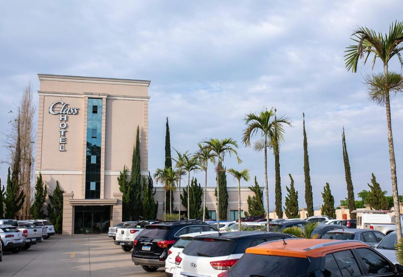 Class Hotel Pouso Alegre Exterior photo