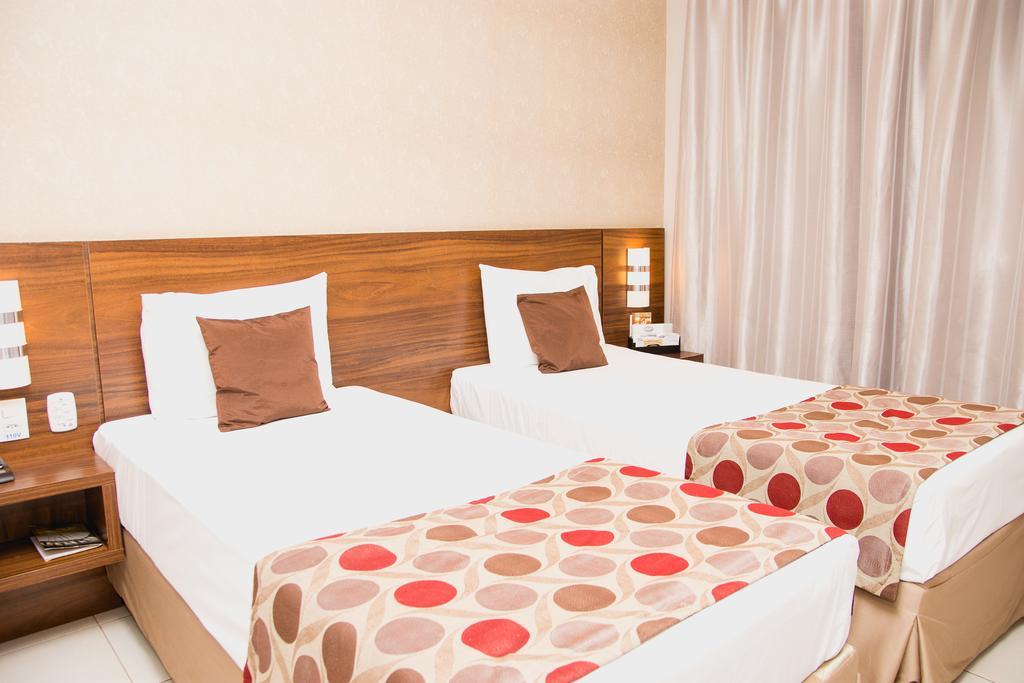 Class Hotel Pouso Alegre Exterior photo