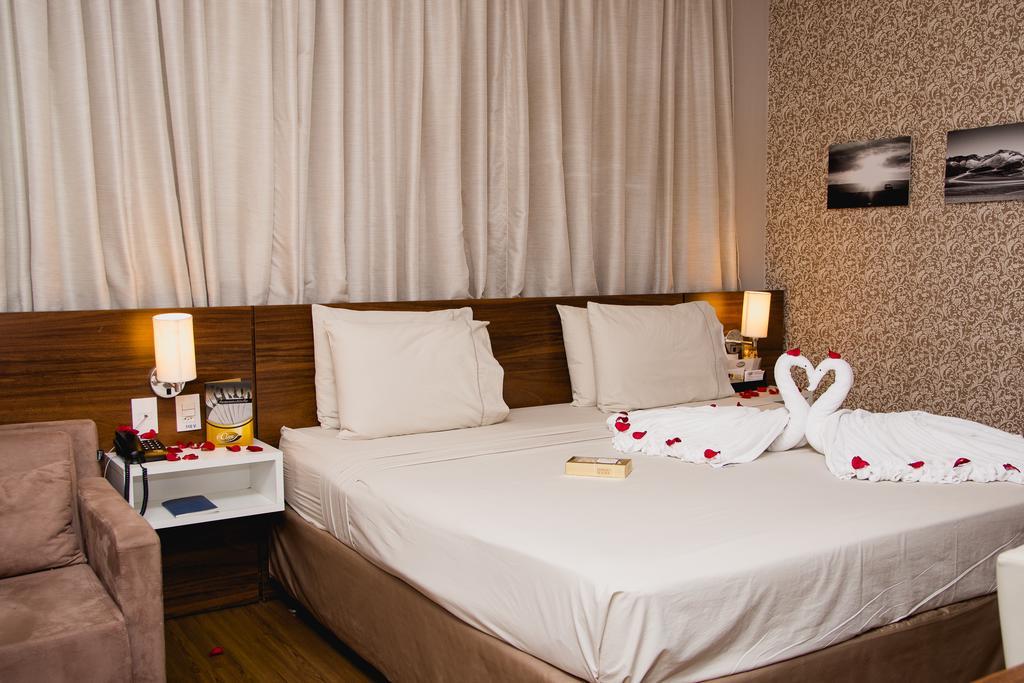 Class Hotel Pouso Alegre Exterior photo